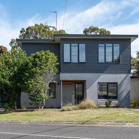 Flowering Gum House - Furry Friends Welcome Vila Anglesea Exterior foto